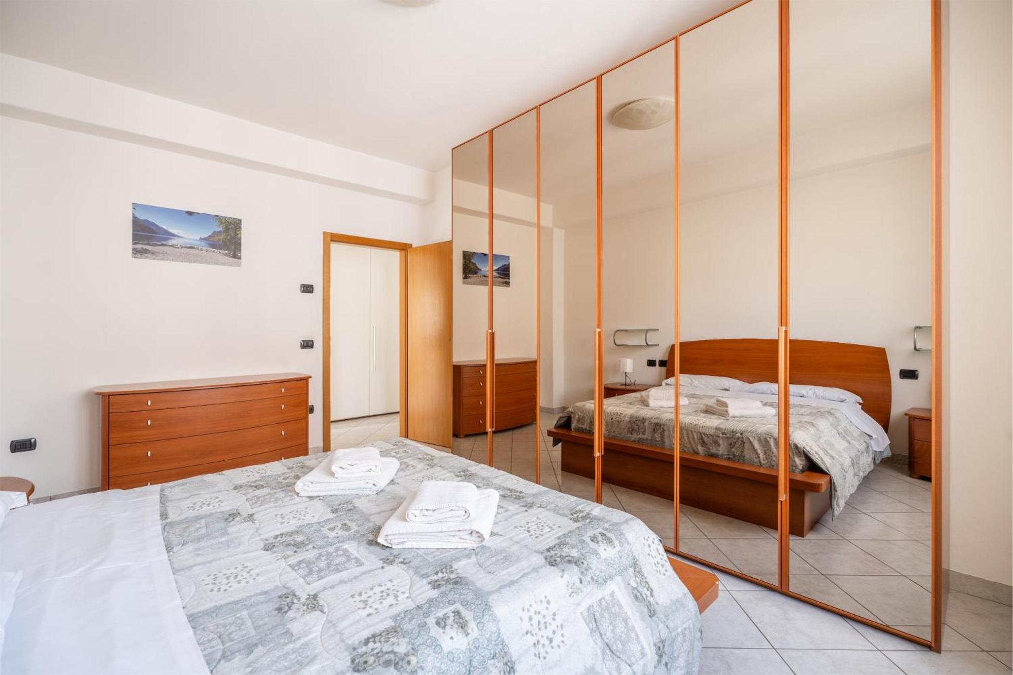 Ferienwohnung Be&Being - Milena Riva del Garda Exterior foto