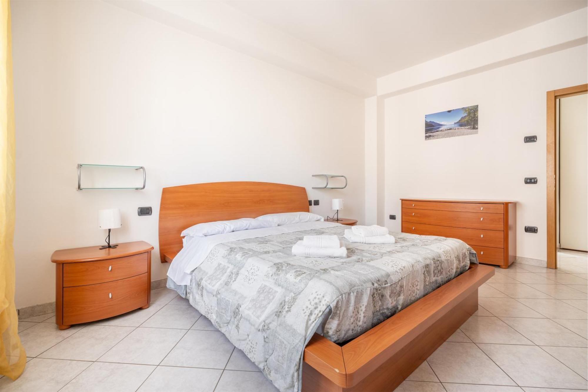 Ferienwohnung Be&Being - Milena Riva del Garda Exterior foto